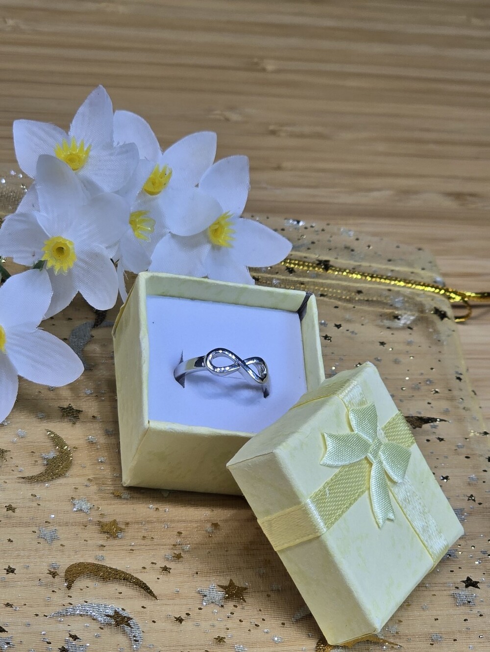 Infinity Silver Ring - Women Jewelry - Picture 4 of 11